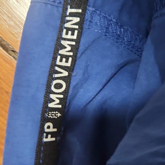 Free People Movement Mesmerize Pants Size XS NWT - Picture 8 of 9